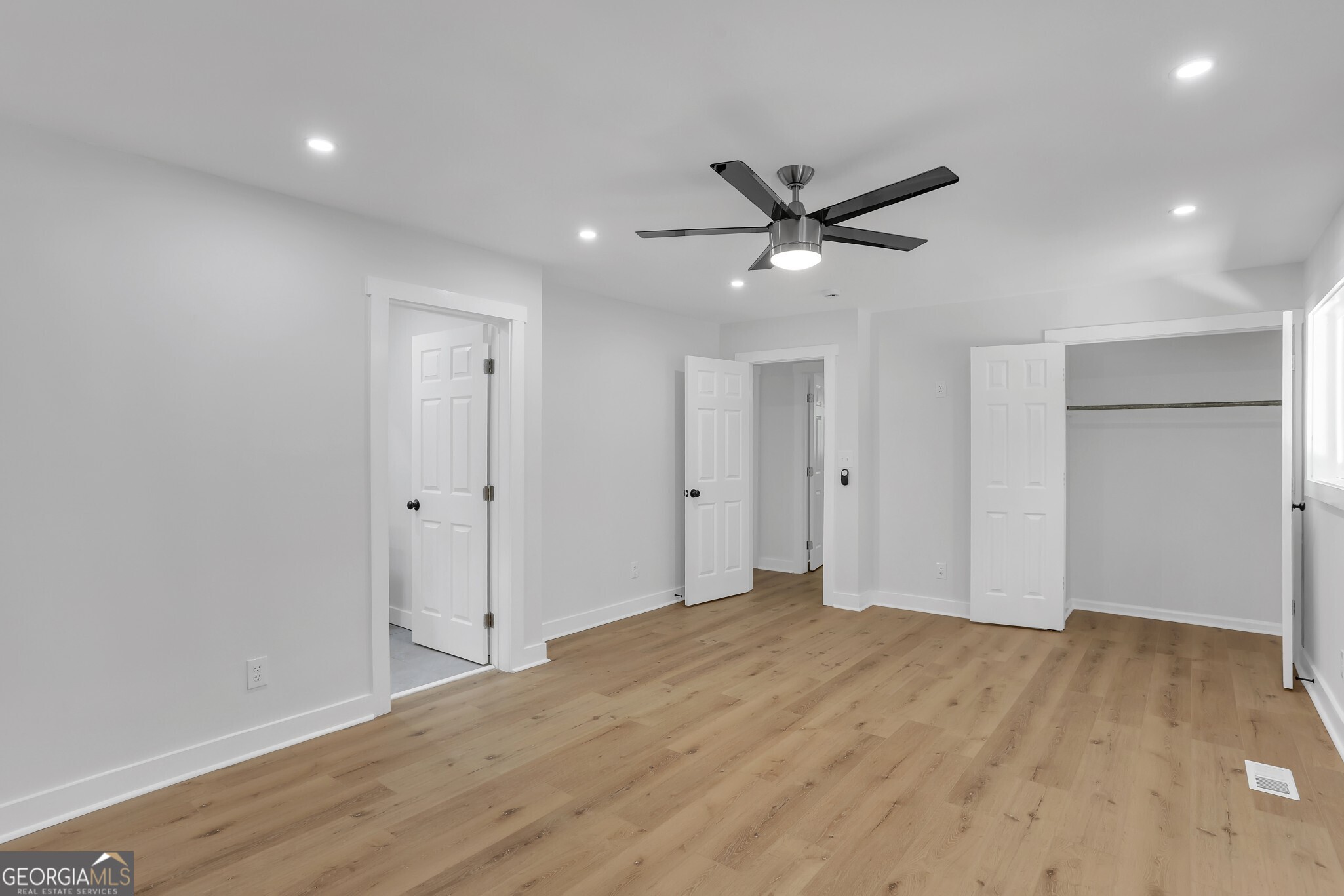 1436 Willow Trail SW Atlanta GA 30311