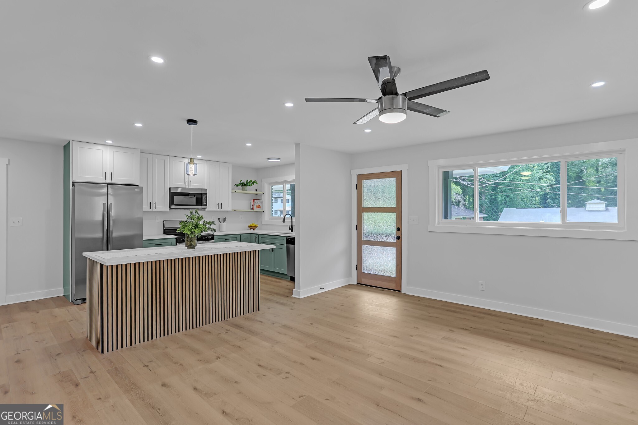1436 Willow Trail SW Atlanta GA 30311