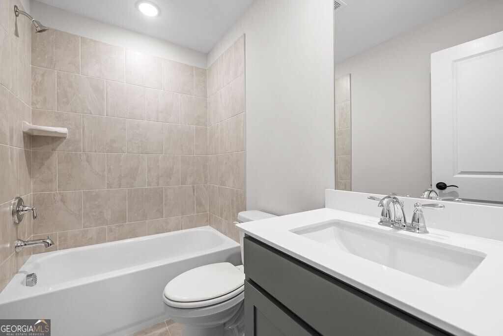 2255 Windsor Bluffs Drive Cumming GA 30041