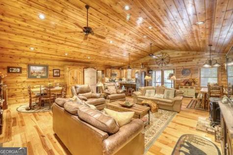 2197 Pope Road Hiawassee GA 30546