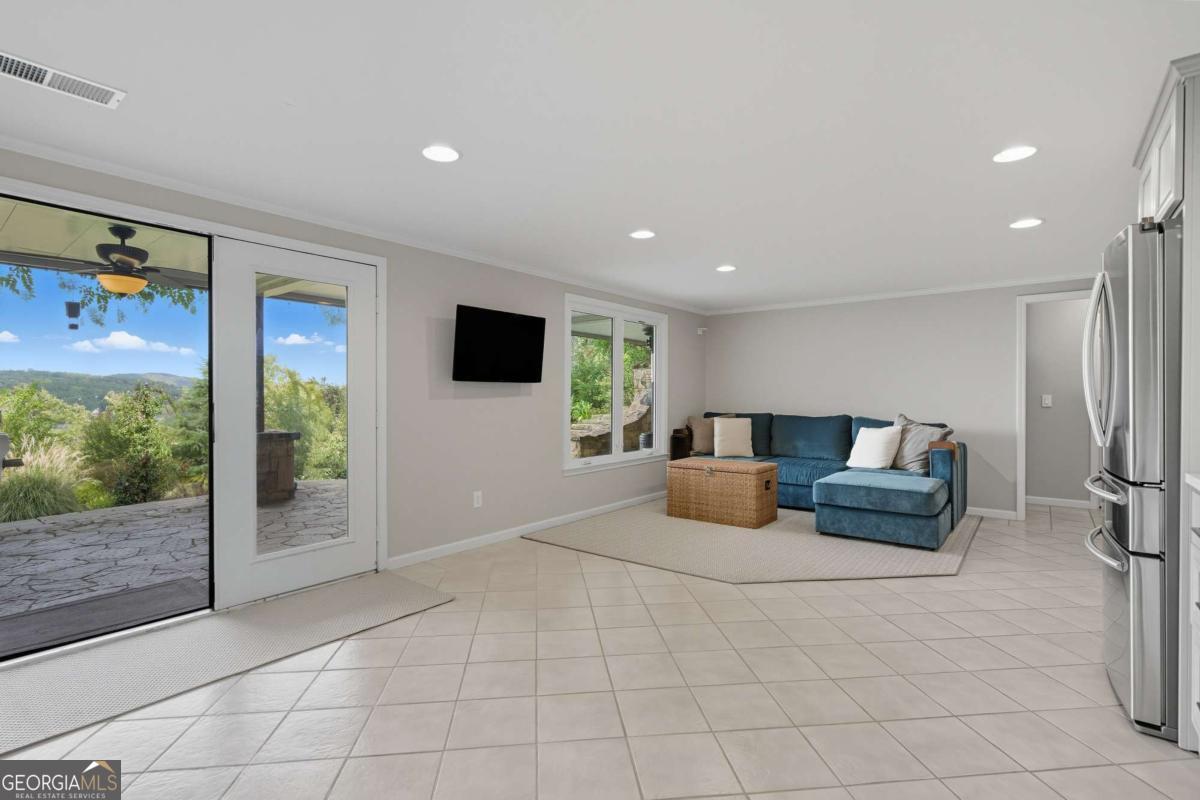23 Vista Woods Lane SE Cartersville GA 30120
