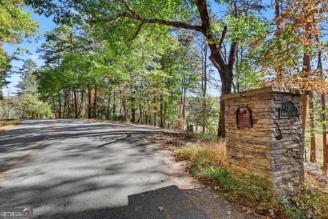 1110 Rocky Top Road Blairsville GA 30512