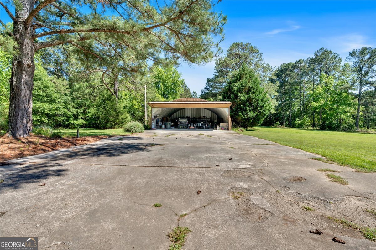 179 Hogan Road Brooks GA 30205