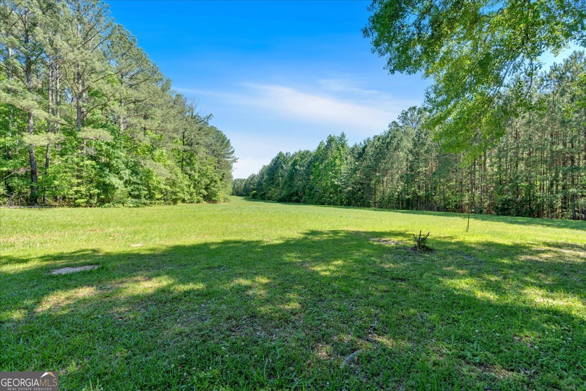 179 Hogan Road Brooks GA 30205