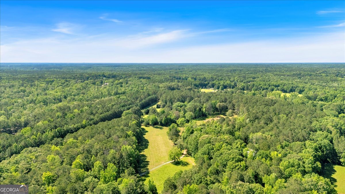179 Hogan Road Brooks GA 30205