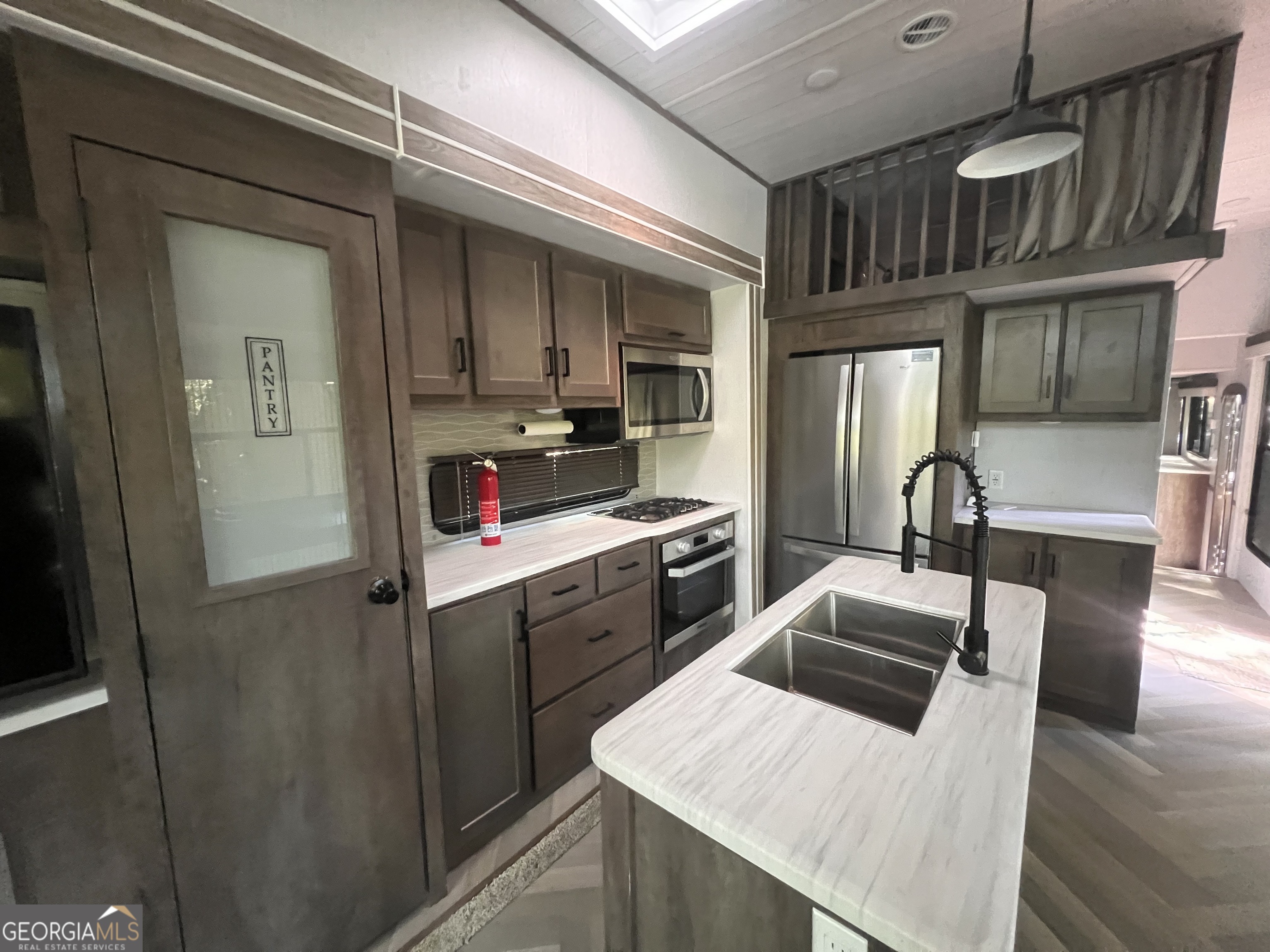 91 Magnificent Way Cleveland GA 30528