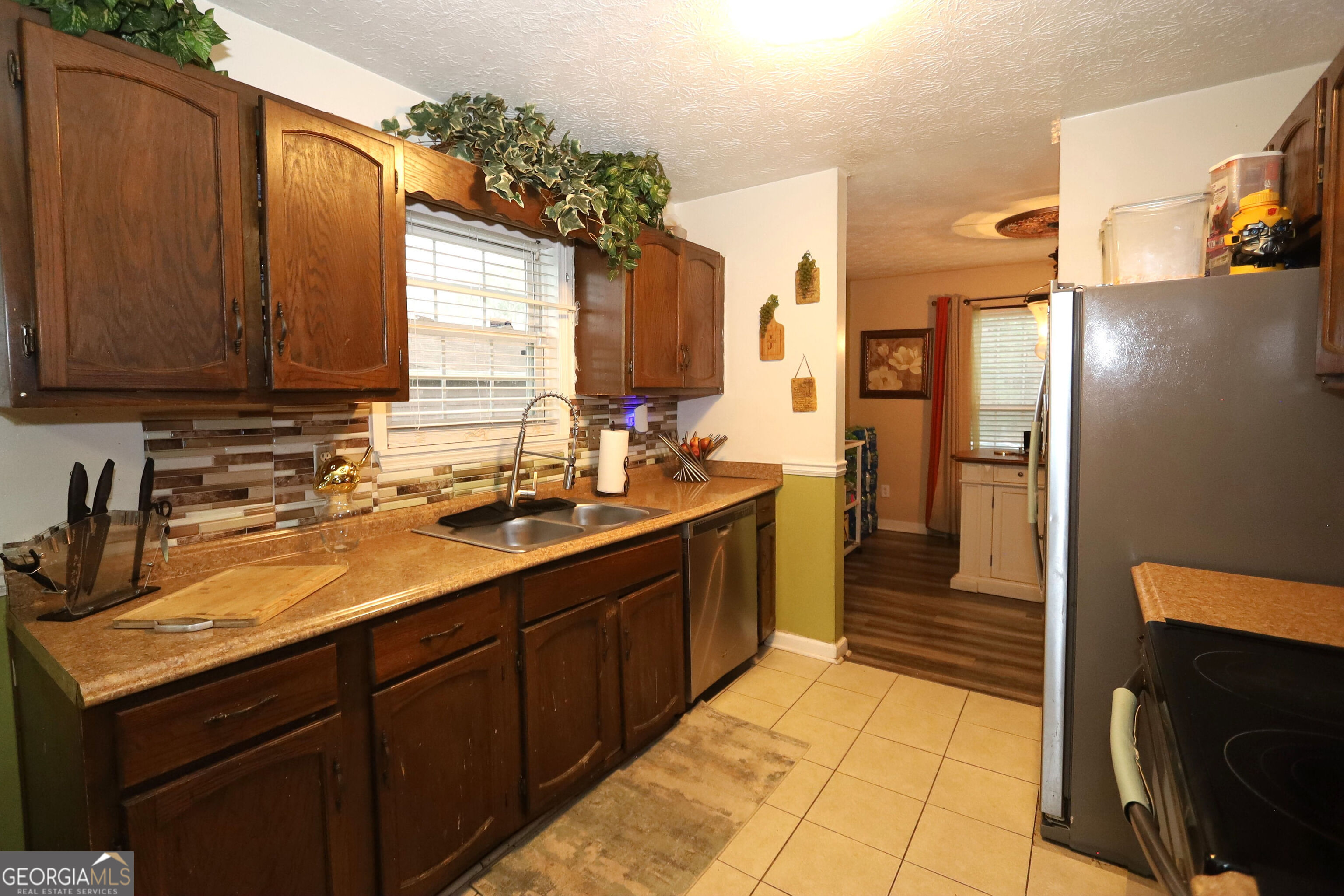 9396 Forest Knoll Drive Jonesboro GA 30238