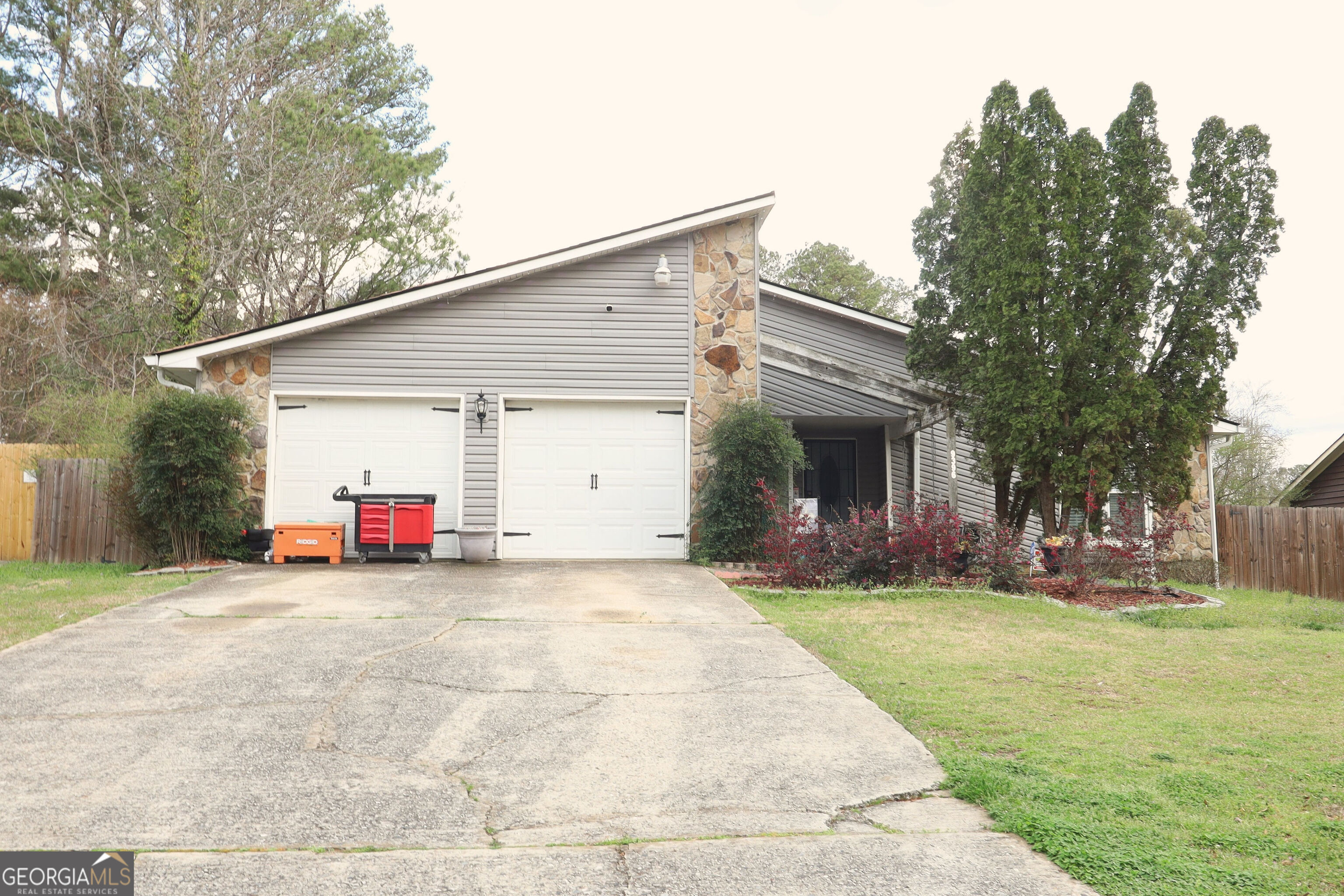 9396 Forest Knoll Drive Jonesboro GA 30238