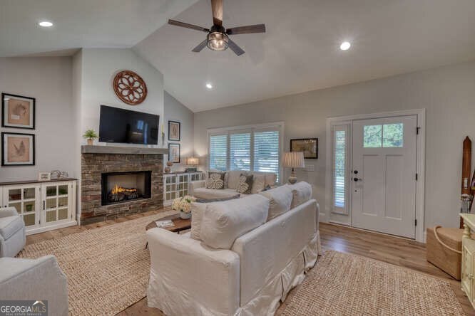 345 Loftis Mountain Way Blairsville GA 30512