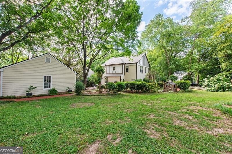 573 Collier Road NW Atlanta GA 30318