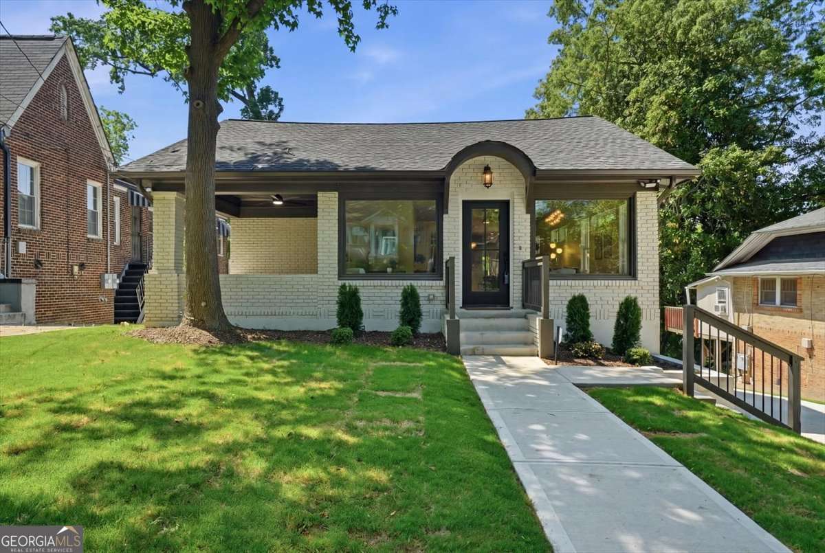 1566 Olympian Circle Atlanta GA 30310