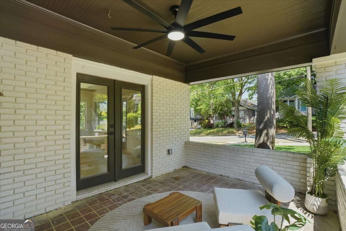 1566 Olympian Circle Atlanta GA 30310