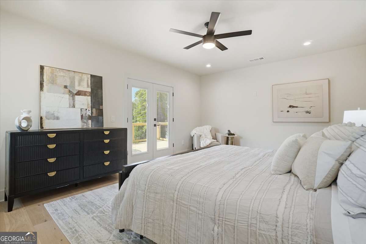 1566 Olympian Circle Atlanta GA 30310