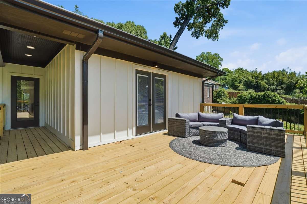 1566 Olympian Circle Atlanta GA 30310