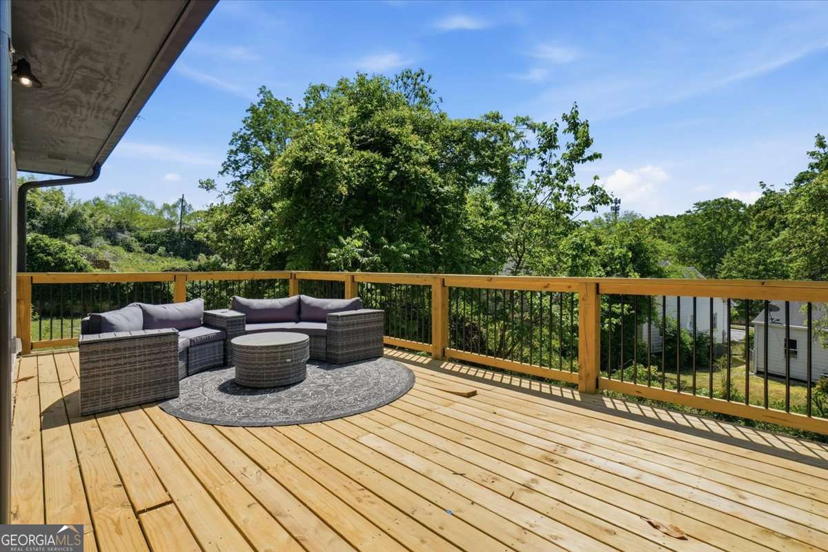 1566 Olympian Circle Atlanta GA 30310