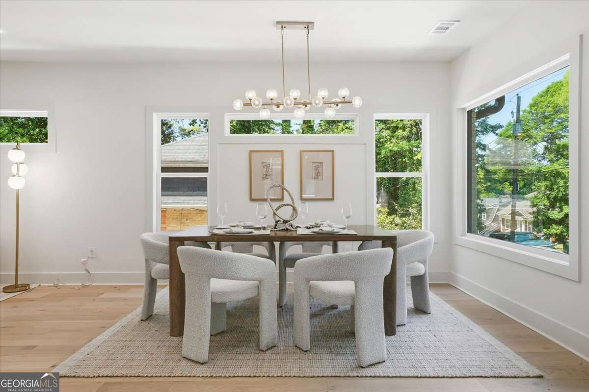 1566 Olympian Circle Atlanta GA 30310