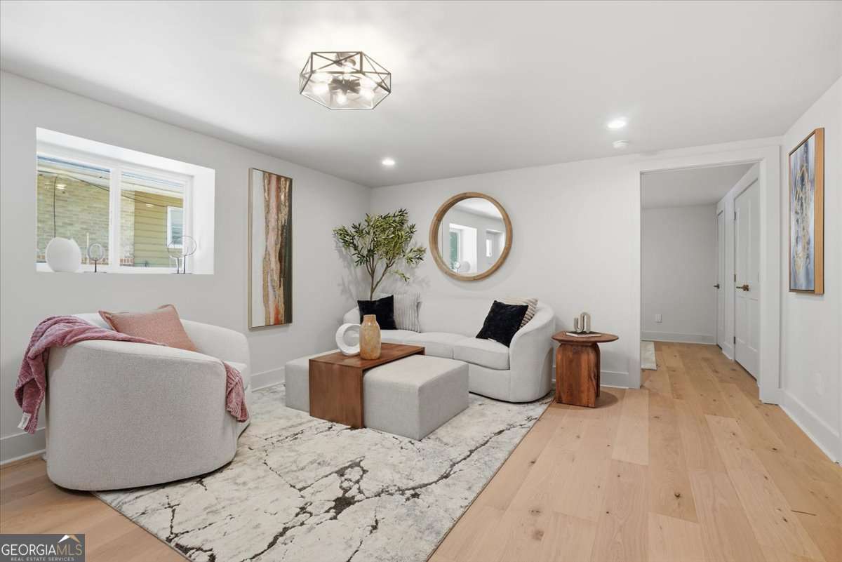 1566 Olympian Circle Atlanta GA 30310
