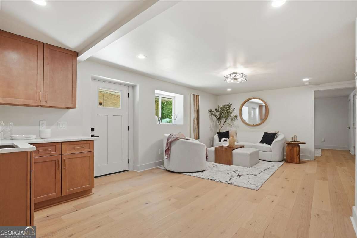 1566 Olympian Circle Atlanta GA 30310