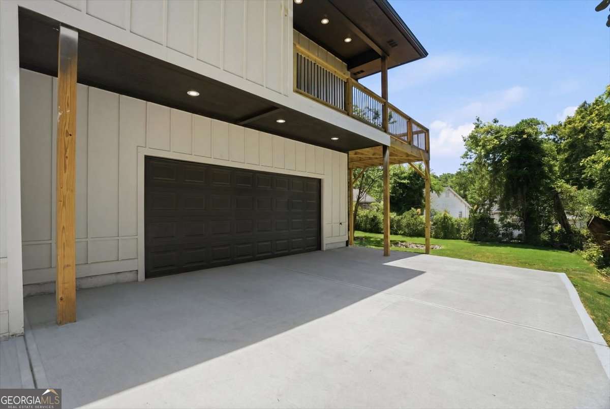 1566 Olympian Circle Atlanta GA 30310