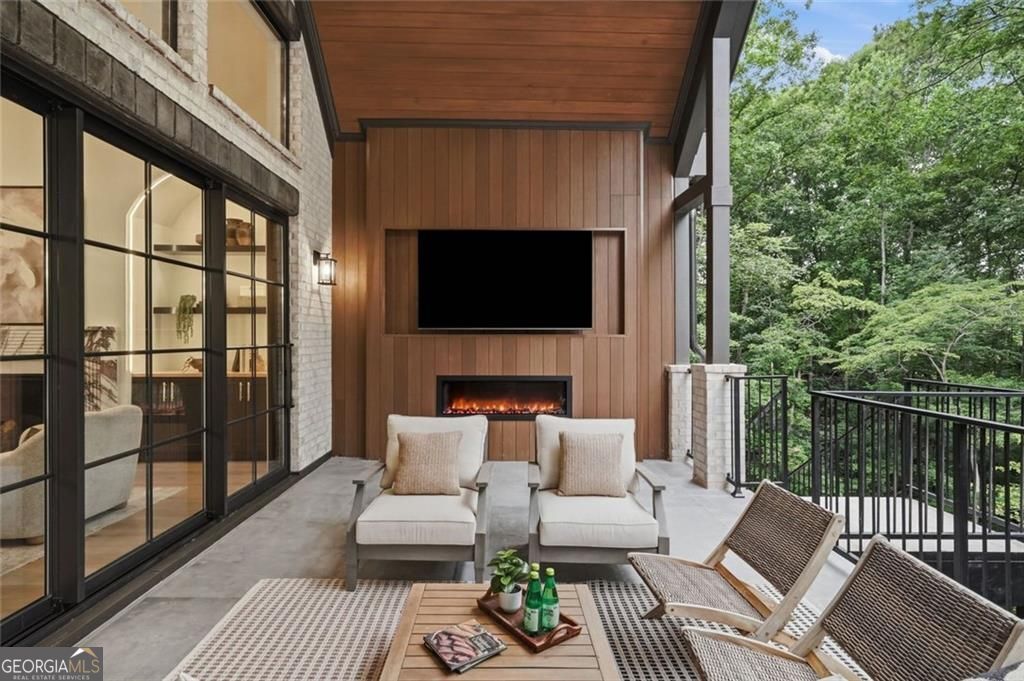 233 Traditions Drive Alpharetta GA 30004