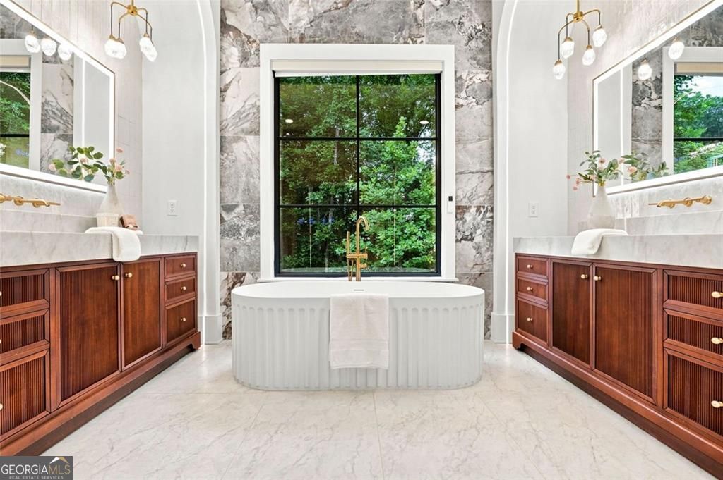 233 Traditions Drive Alpharetta GA 30004