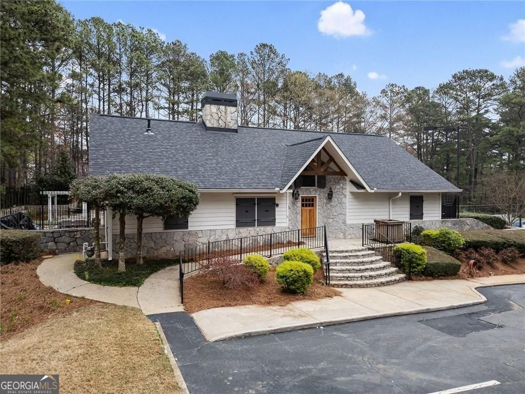 64 Middleton Court SE Smyrna GA 30080