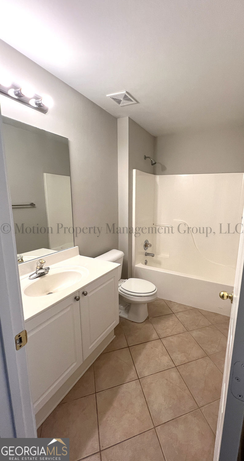 982 Apalachee Run Trail Dacula GA 30019