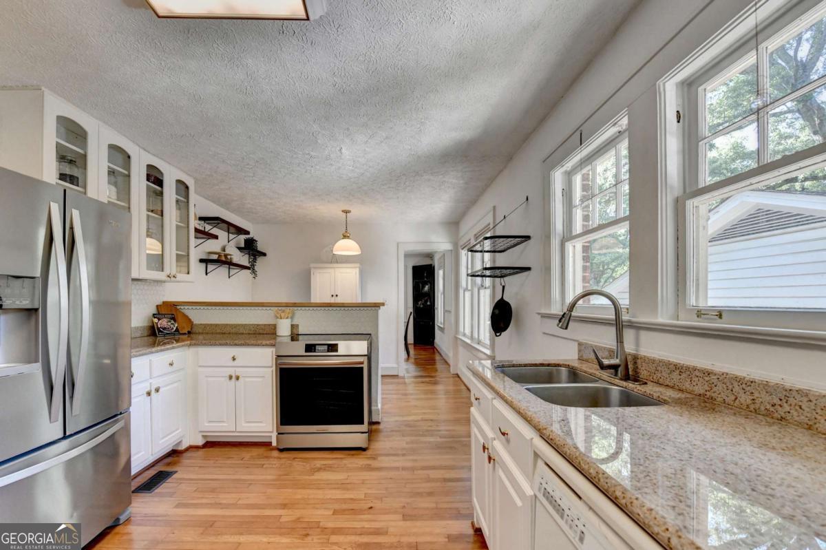 3546 Hemphill Street Atlanta GA 30337
