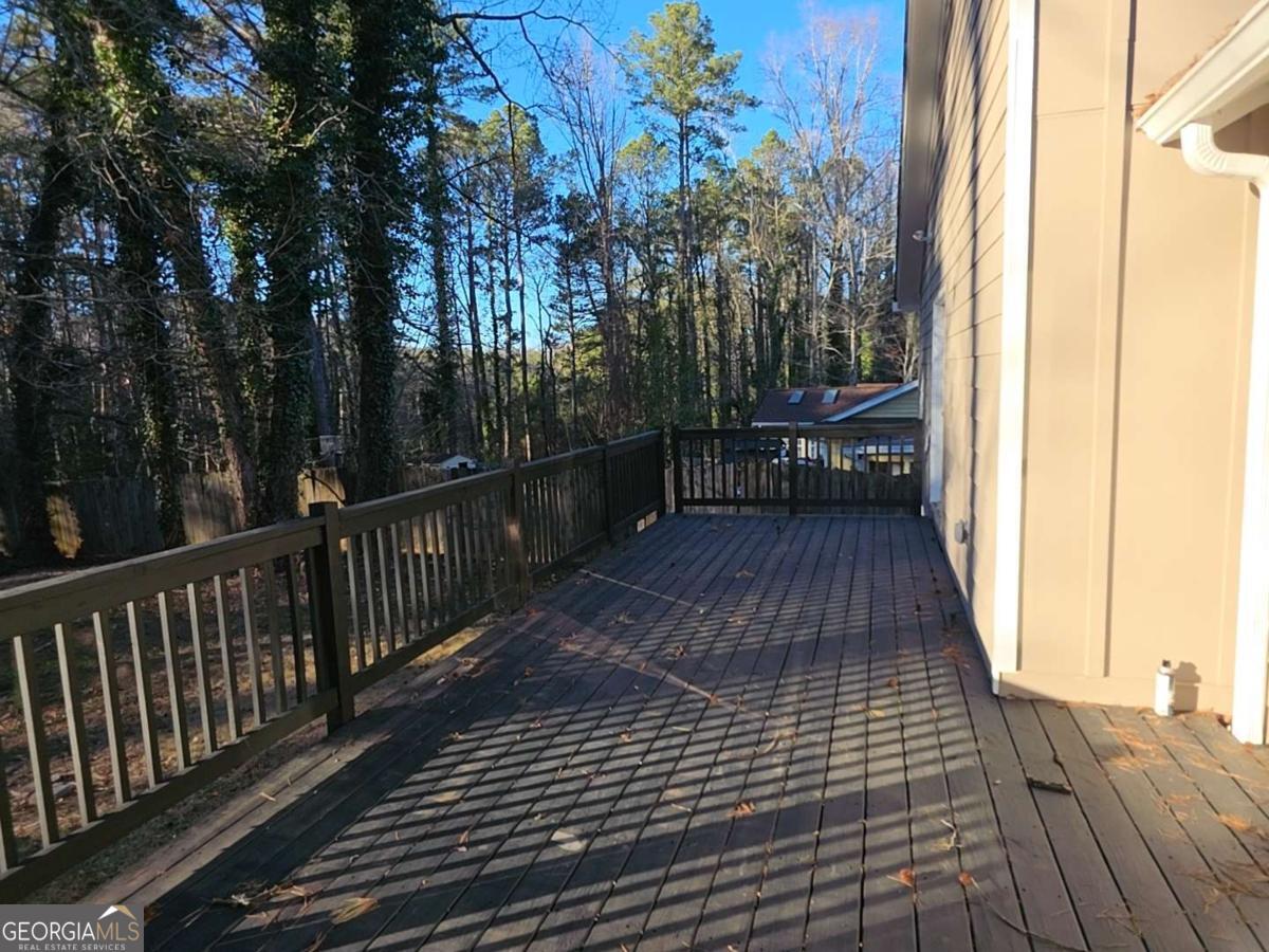 1483 Hidden Hills Parkway Stone Mountain GA 30088