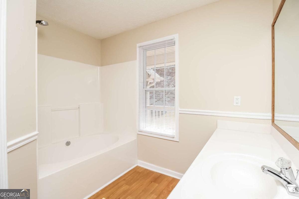 2014 Manhattan Parkway Decatur GA 30035
