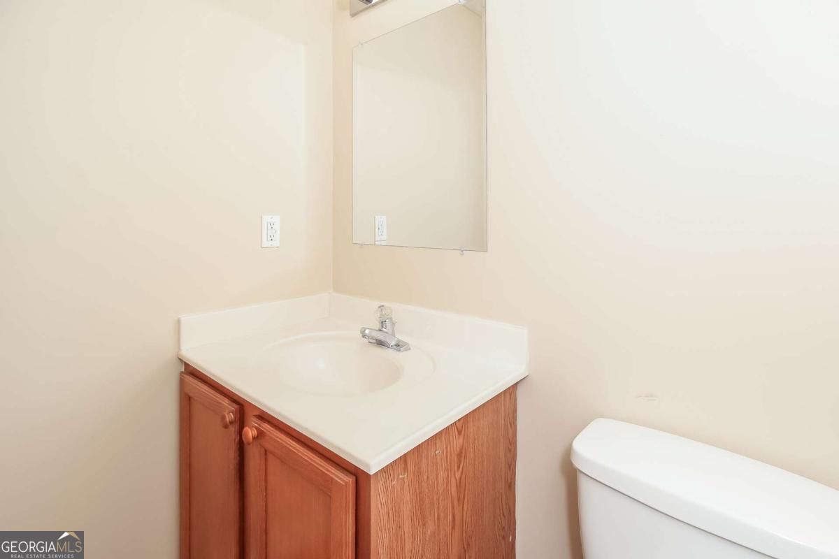 2014 Manhattan Parkway Decatur GA 30035