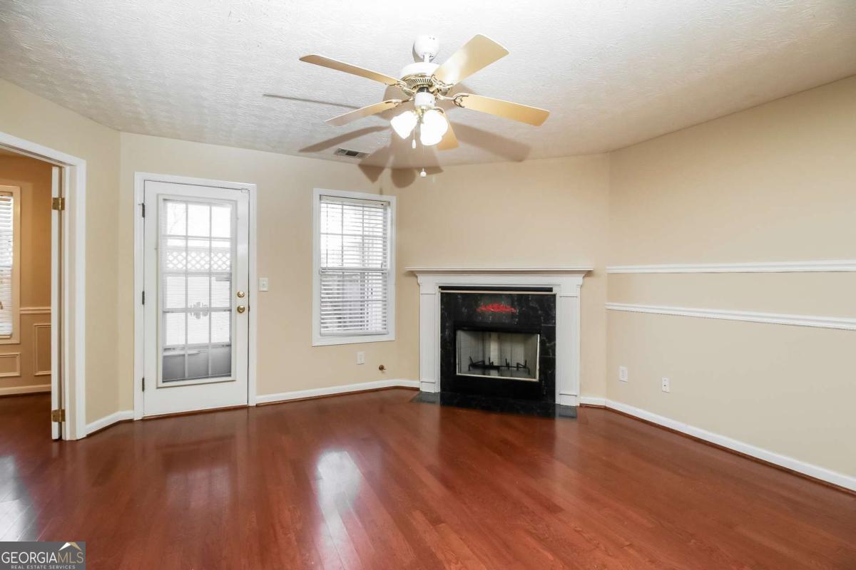 2014 Manhattan Parkway Decatur GA 30035