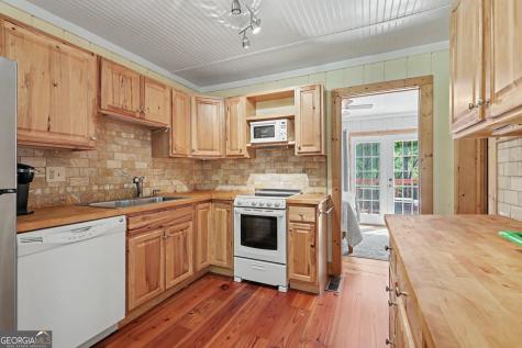 82 Buckeye Lane Clayton GA 30525