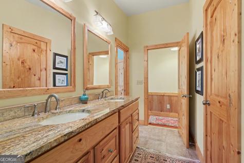82 Buckeye Lane Clayton GA 30525