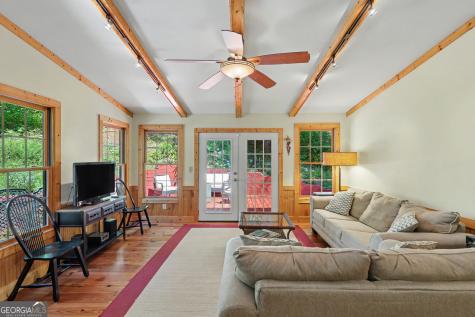 82 Buckeye Lane Clayton GA 30525