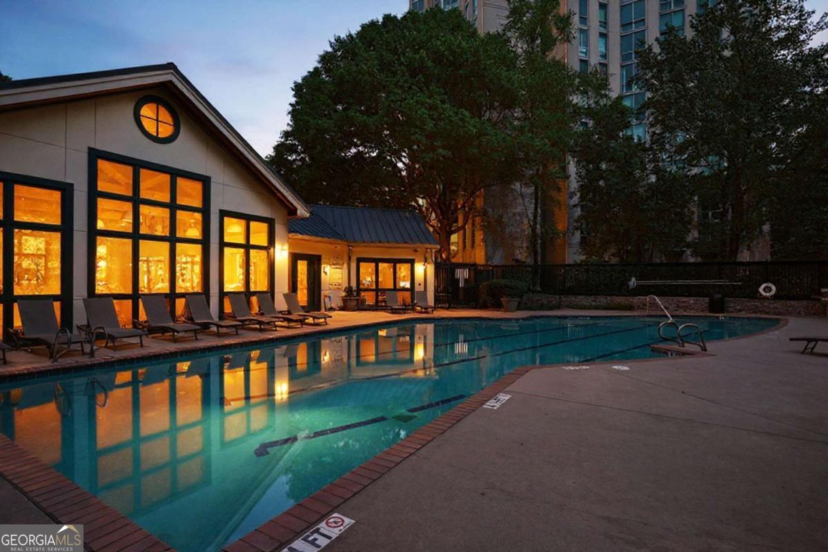 2870 Pharr Court South NW Atlanta GA 30305