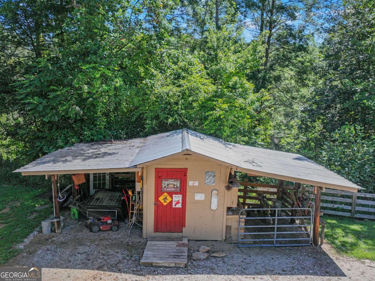 5082 Highway 197 N Clarkesville GA 30523