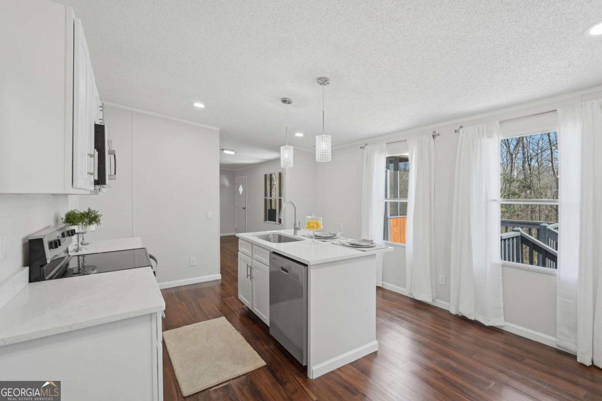 67 Forest Lake Circle Road Pendergrass GA 30567