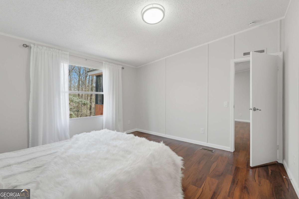 67 Forest Lake Circle Road Pendergrass GA 30567