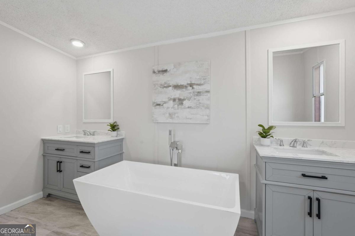 67 Forest Lake Circle Road Pendergrass GA 30567
