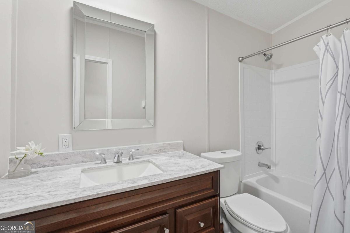 67 Forest Lake Circle Road Pendergrass GA 30567