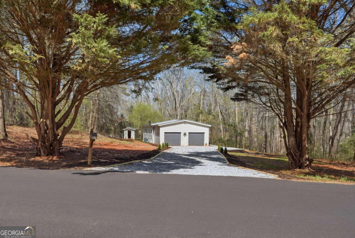 67 Forest Lake Circle Road Pendergrass GA 30567