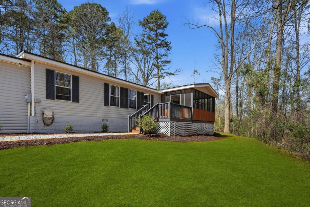67 Forest Lake Circle Road Pendergrass GA 30567