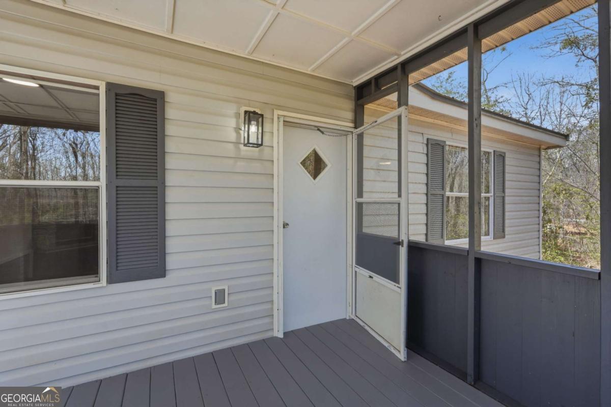 67 Forest Lake Circle Road Pendergrass GA 30567