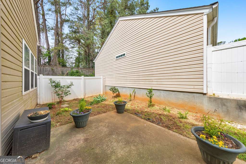 144 Windcroft Court NW Acworth GA 30101