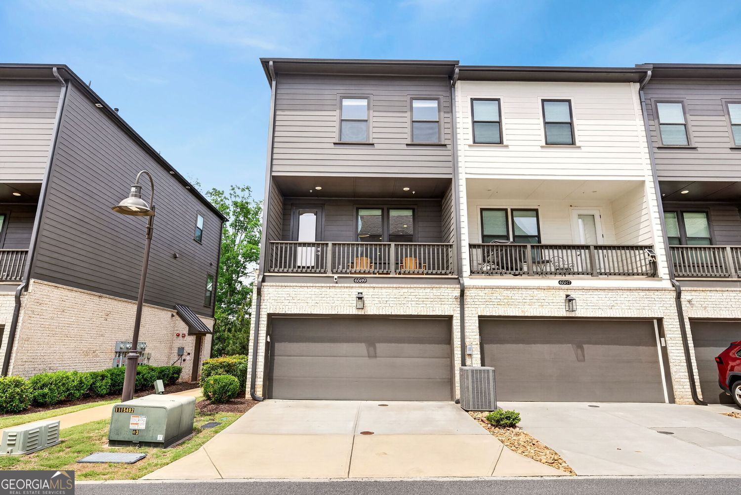 6589 Beacon Drive Sandy Springs GA 30328