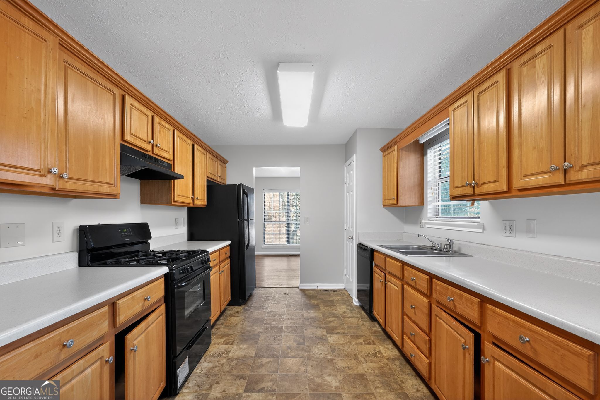 238 Heathrow Drive Riverdale GA 30274