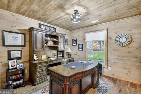 168 Fightingtown Creek Road Mccaysville GA 30555