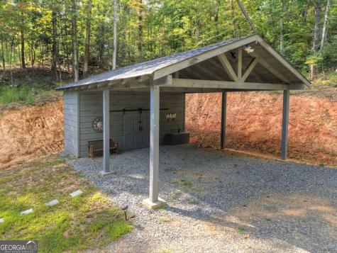 168 Fightingtown Creek Road Mccaysville GA 30555