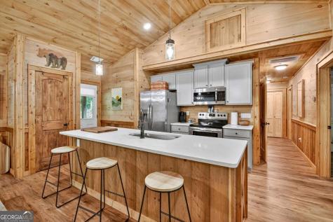 168 Fightingtown Creek Road Mccaysville GA 30555